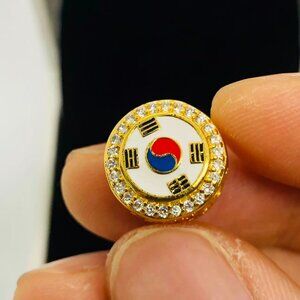 ✨🔥Pandora South Korea Exclusive Country Sparkling Round Flag Charm